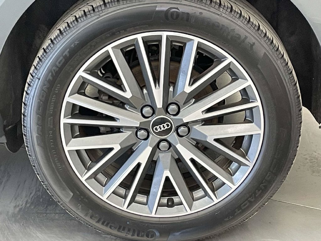 Used 2022 Audi Q3 2.0T Premium Plus AWD/4WD image 13