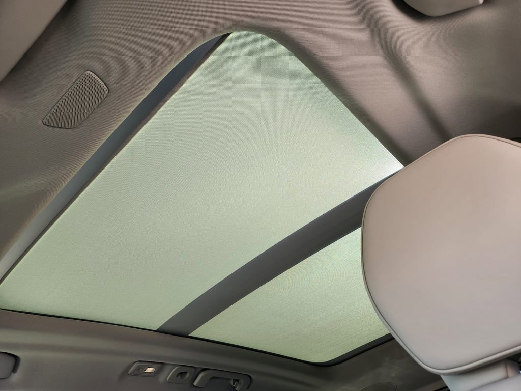 New 2026 Volvo XC60 T8 Ultra w/ Climate Package image 15