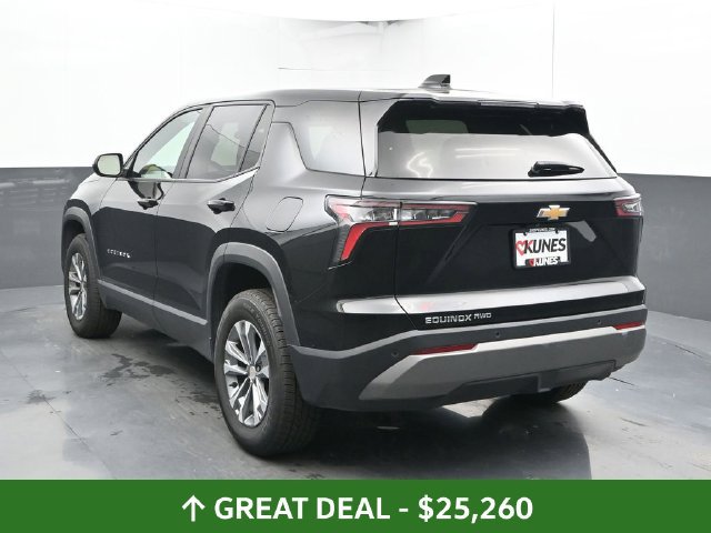 Used 2025 Chevrolet Equinox LT AWD/4WD image 12