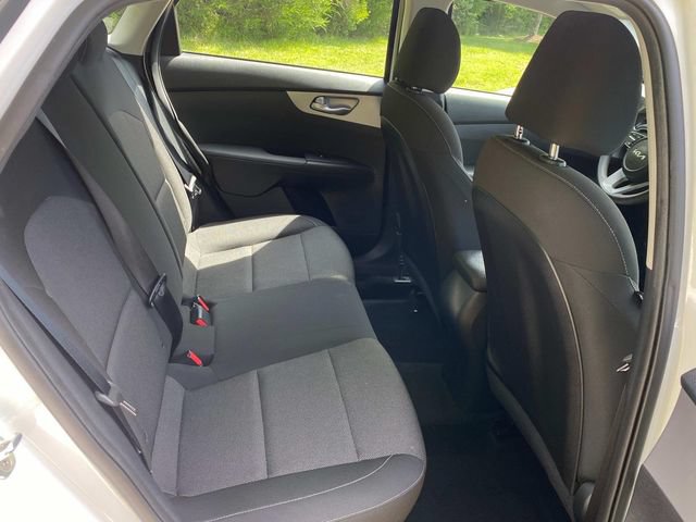 Used 2023 Kia Forte LXS w/ LXS Technology Package FWD image 32