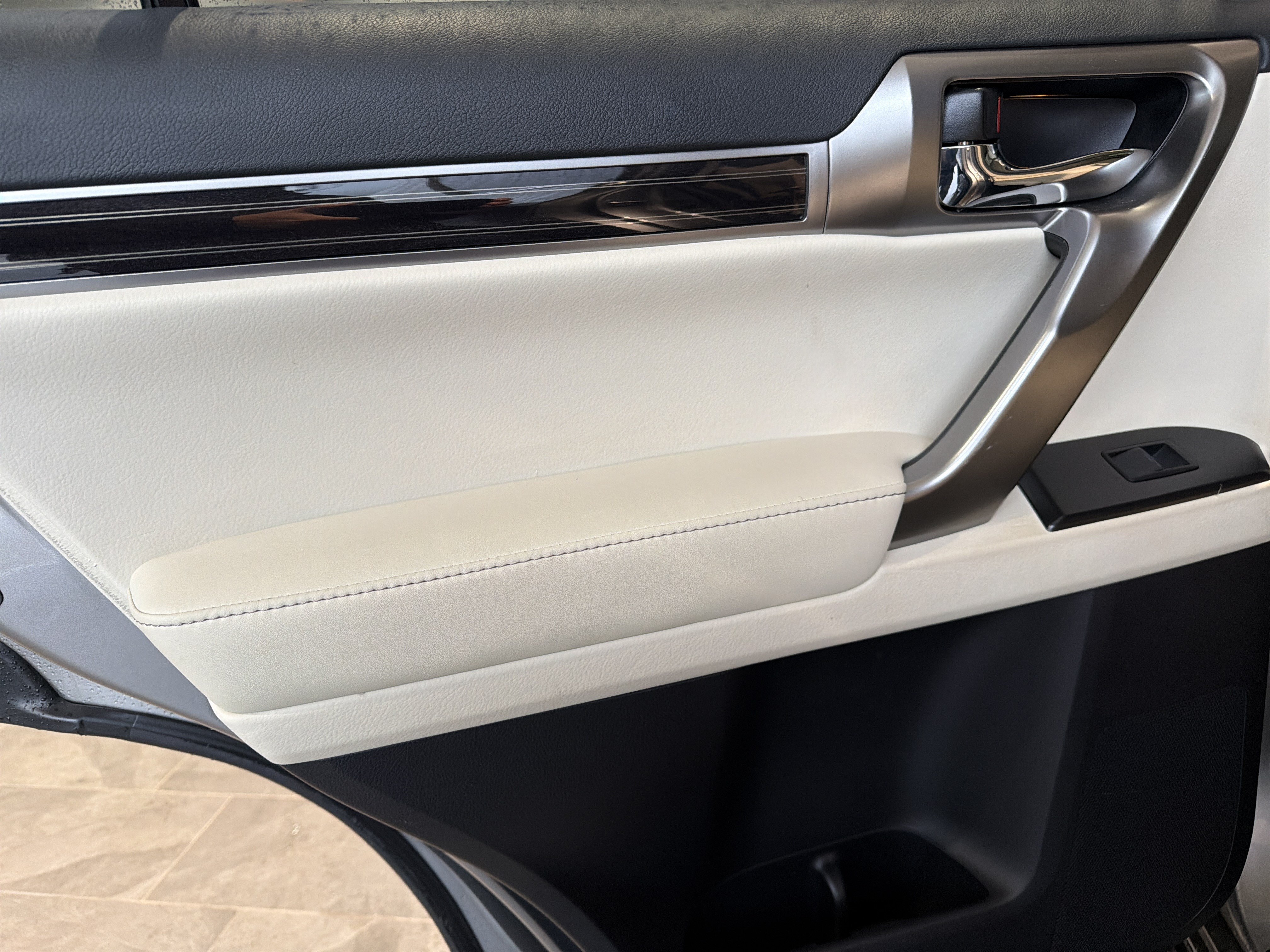 Certified 2023 Lexus GX 460 Premium w/ Premium Package AWD/4WD image 34