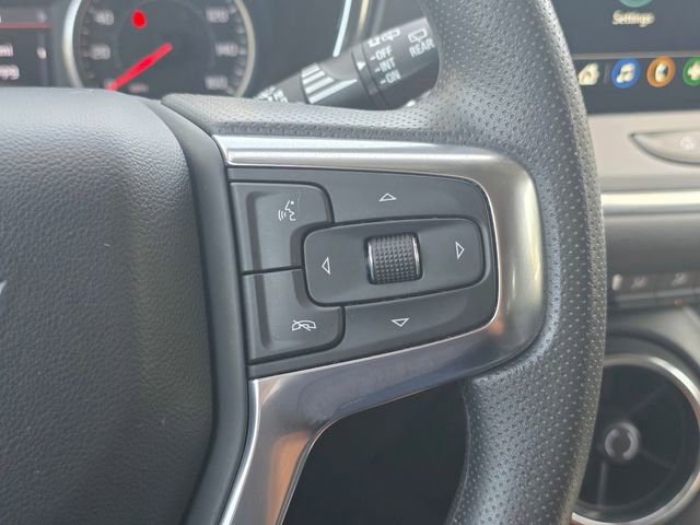 Used 2025 Chevrolet Blazer LT image 34
