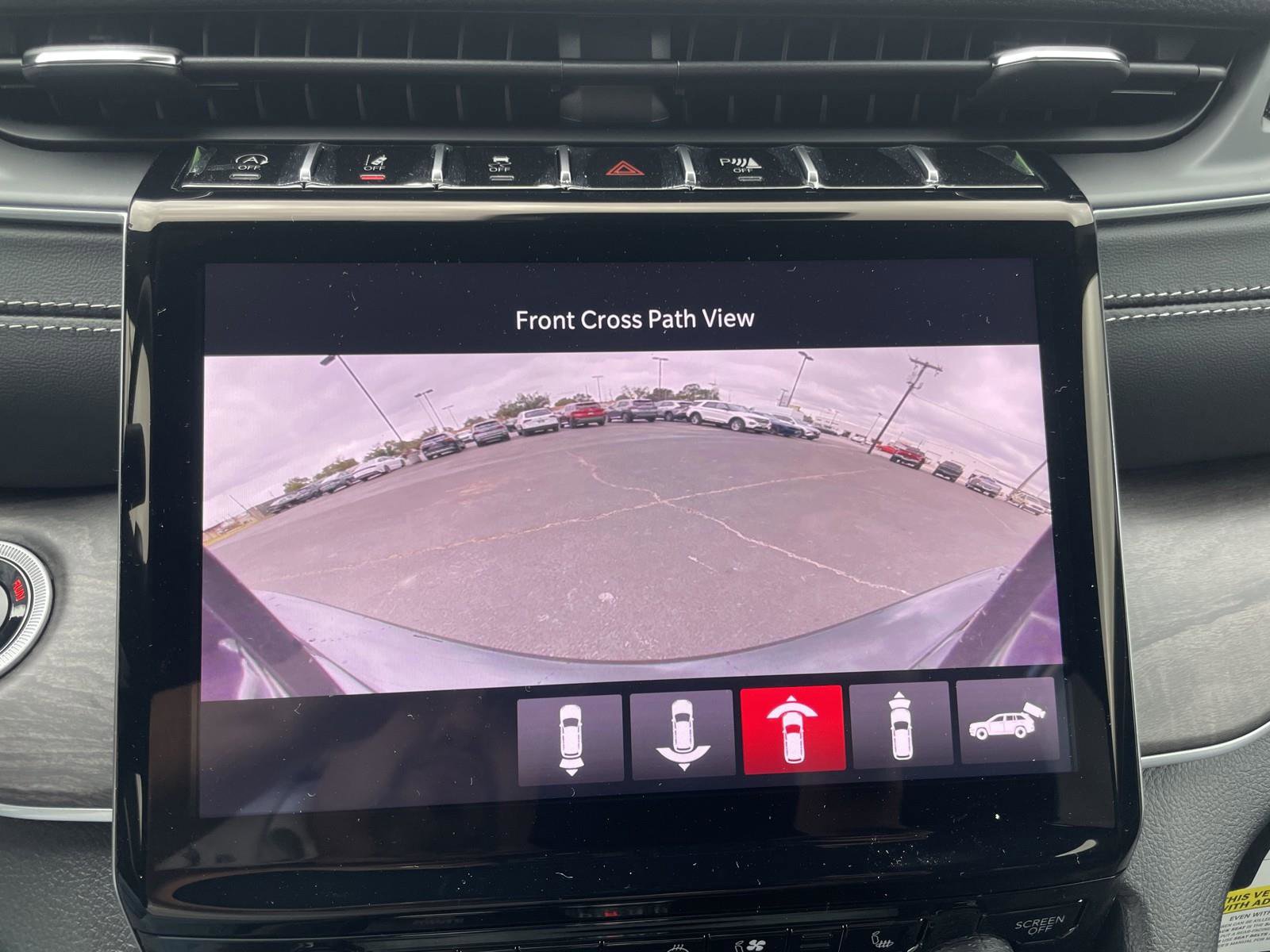 New 2025 Jeep Grand Cherokee Limited w/ Luxury Tech Group II image 16