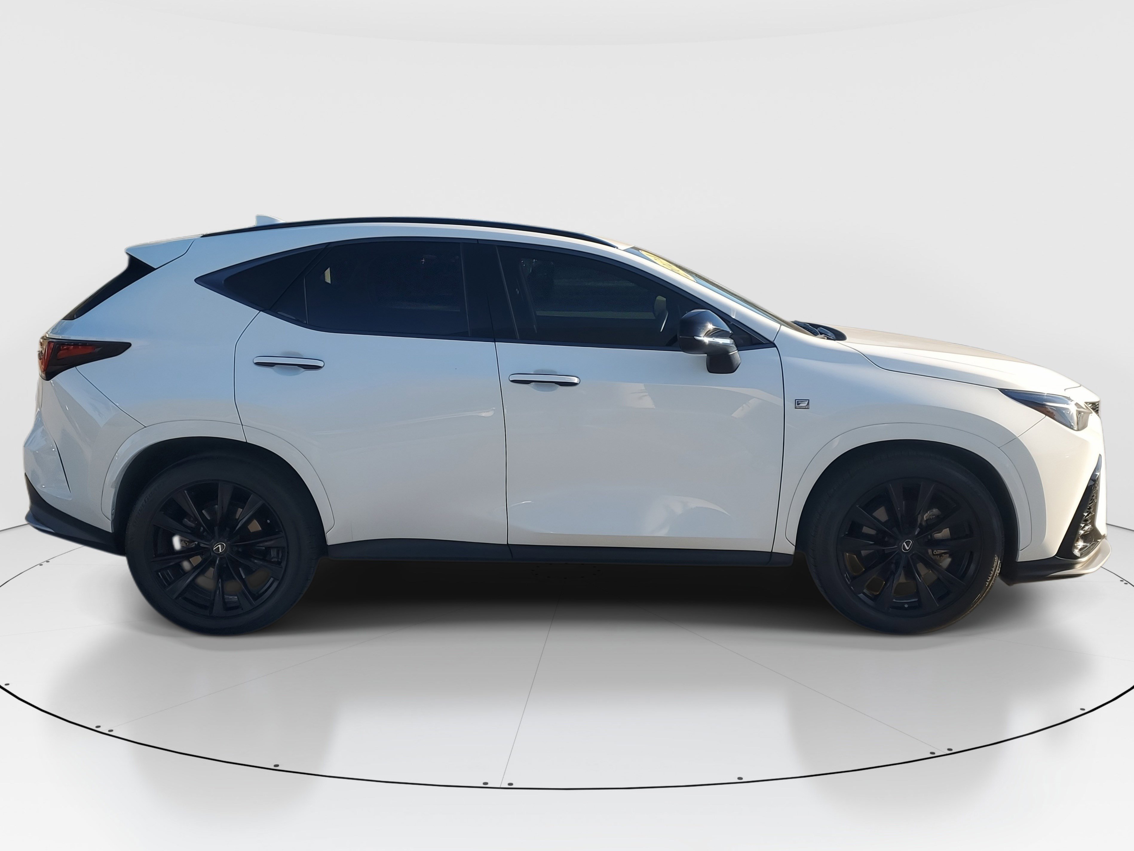 Used 2024 Lexus NX 350 F Sport image 2