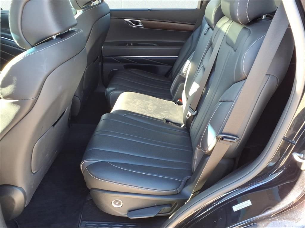 Used 2022 Genesis GV80 2.5T image 13