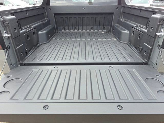 Certified 2025 Hyundai Santa Cruz SE image 16