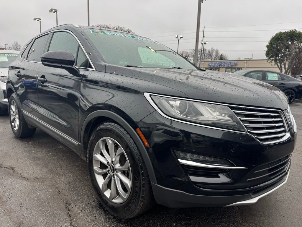 Used 2015 Lincoln MKC FWD w/ Equipment Group 101A Select image 3