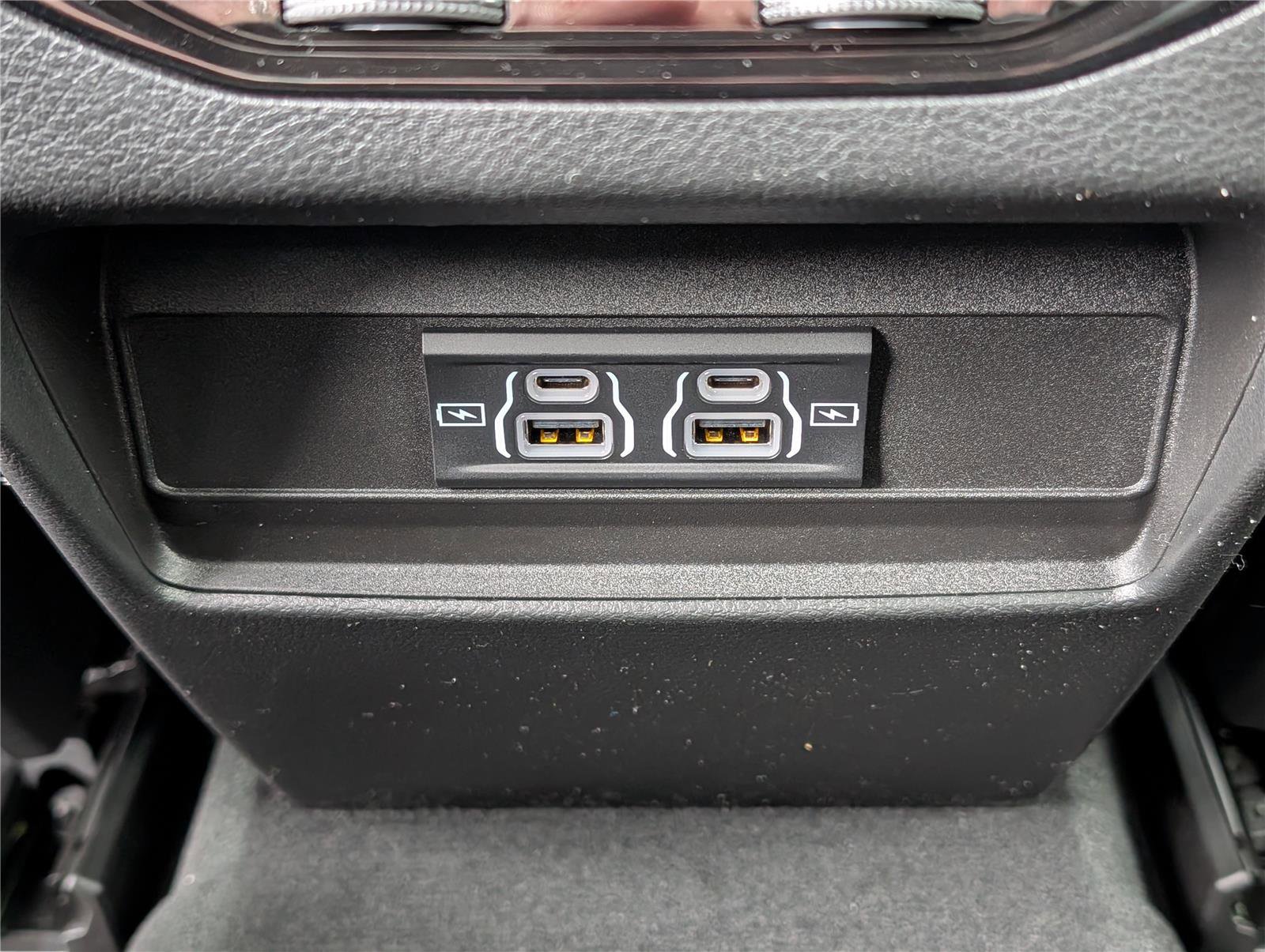 New 2026 Jeep Grand Cherokee Laredo image 11