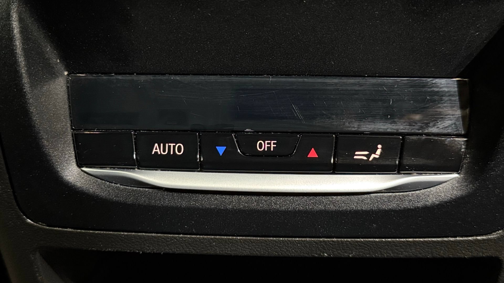 Used 2023 BMW X3 xDrive30i w/ Premium Package AWD/4WD image 96