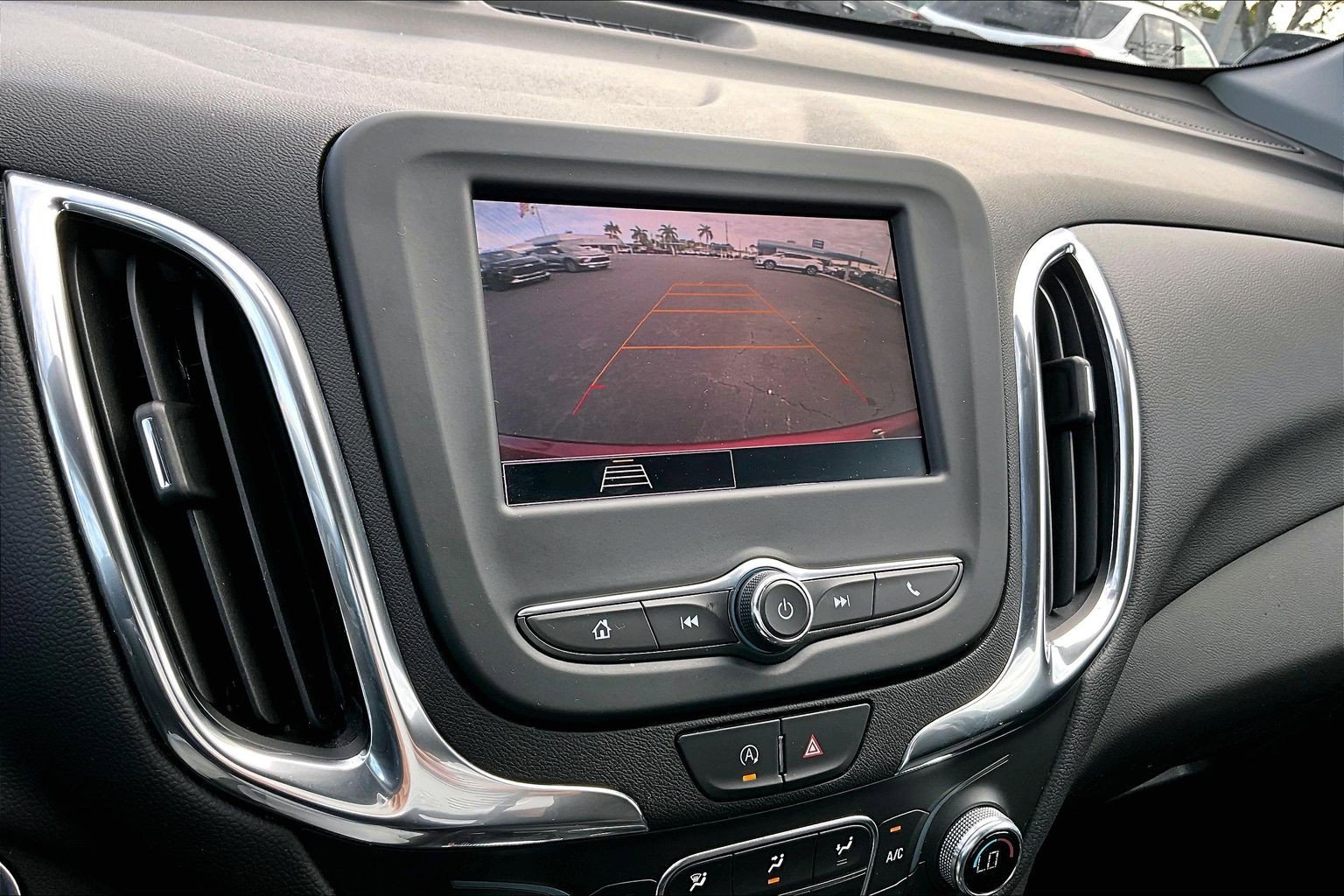 Certified 2023 Chevrolet Equinox LT FWD image 22