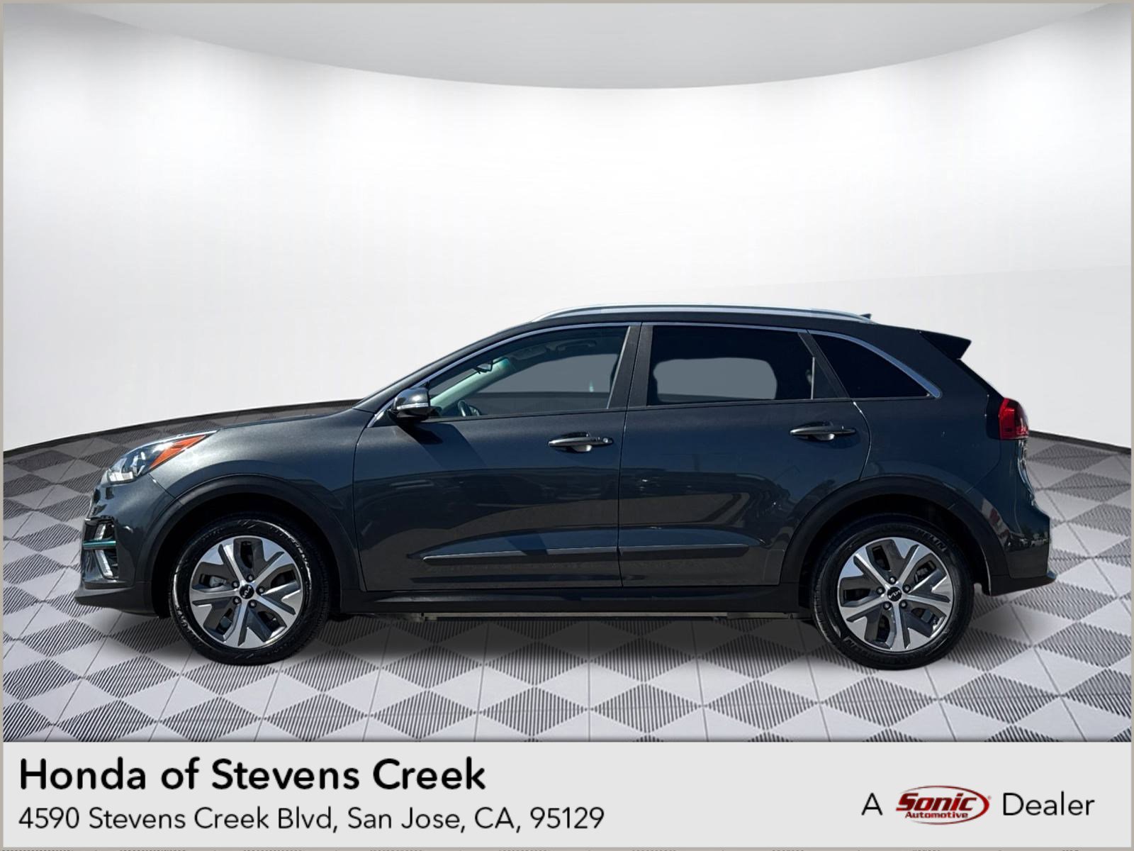 Used 2022 Kia Niro EX