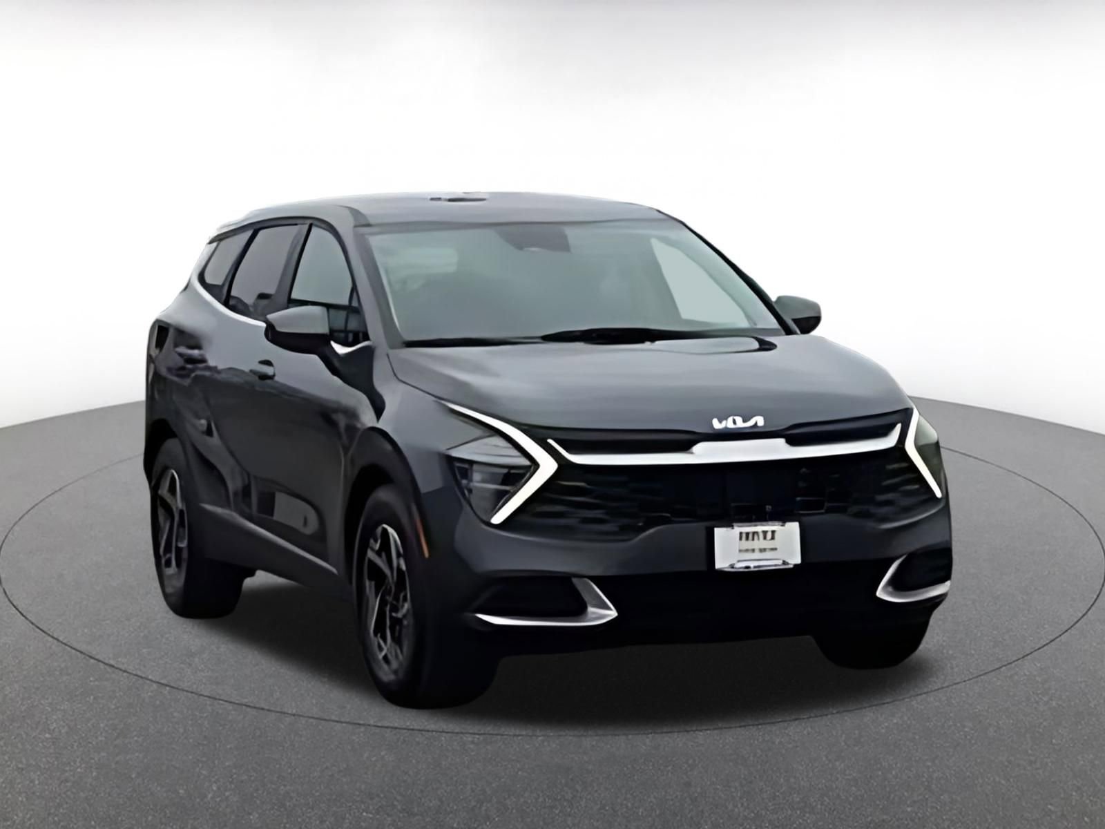 Used 2025 Kia Sportage LX image 15