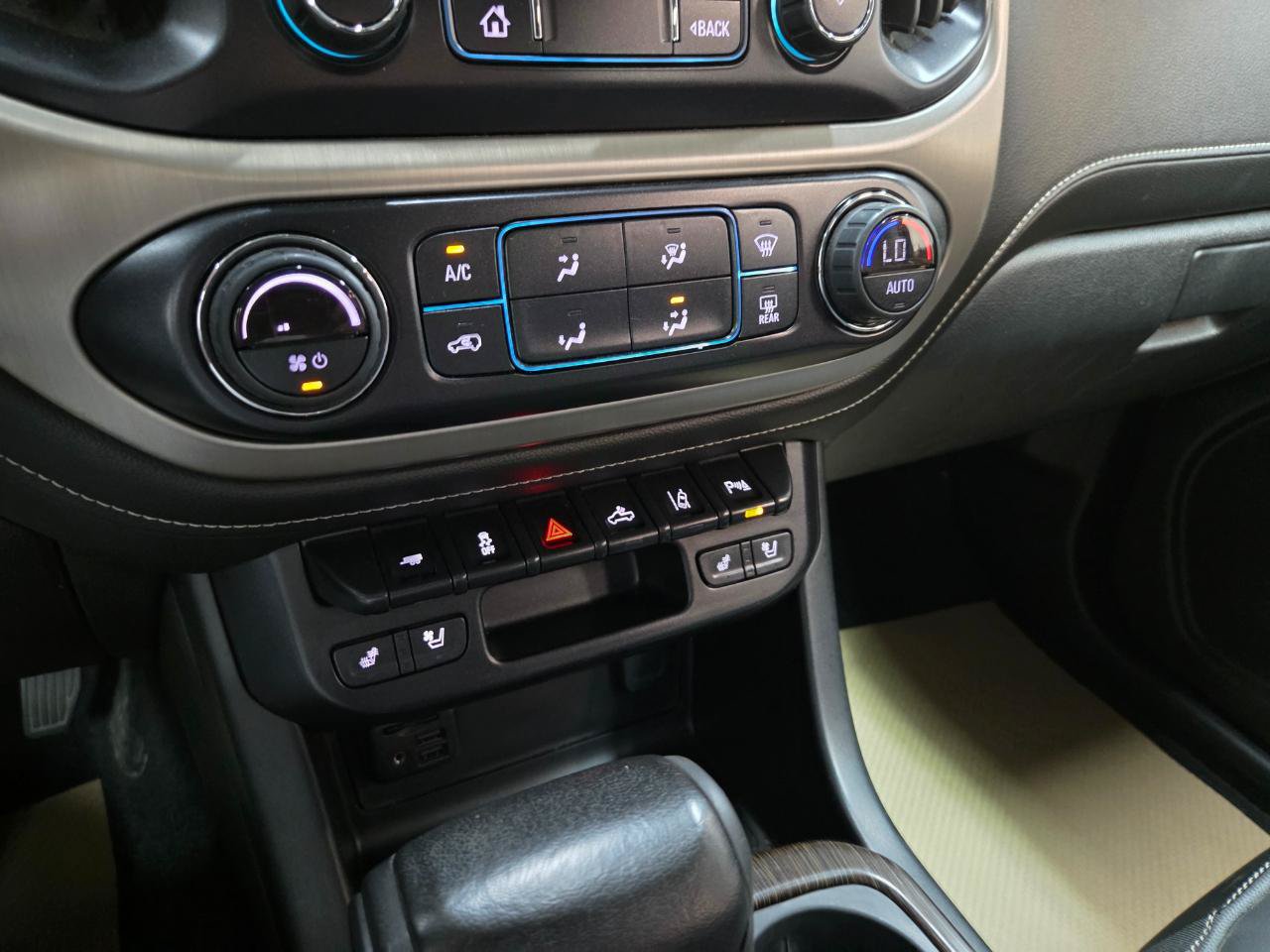 Used 2020 GMC Canyon Denali AWD/4WD image 24