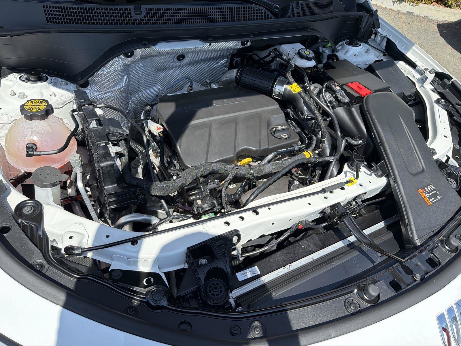 Used 2025 Buick Envista Preferred FWD image 27