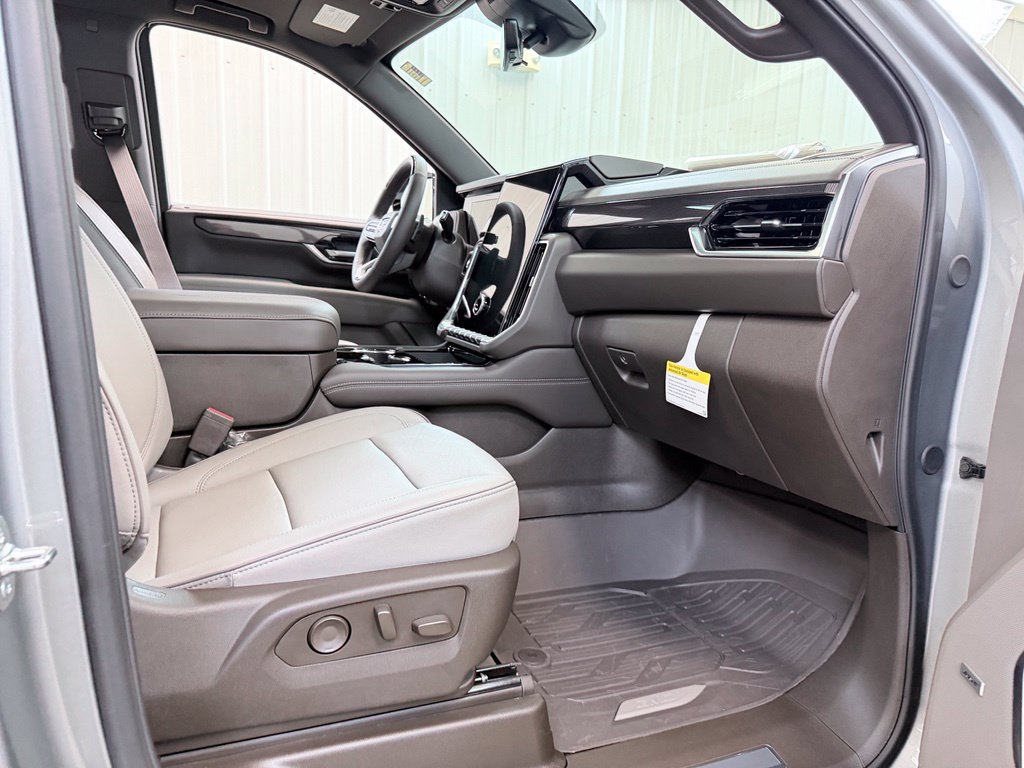 New 2026 GMC Yukon XL Elevation w/ Elevation Premium Package AWD/4WD image 45