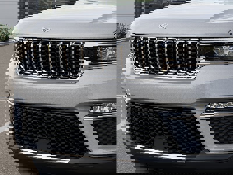 New 2025 Jeep Grand Cherokee Limited image 29