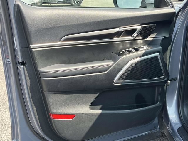 Used 2025 Kia Telluride S AWD/4WD image 15