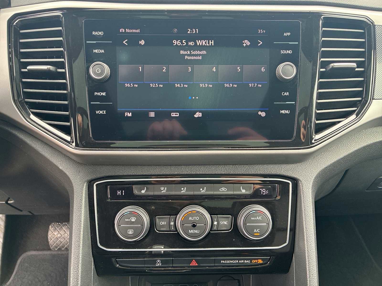 Used 2020 Volkswagen Atlas Cross Sport SEL image 13