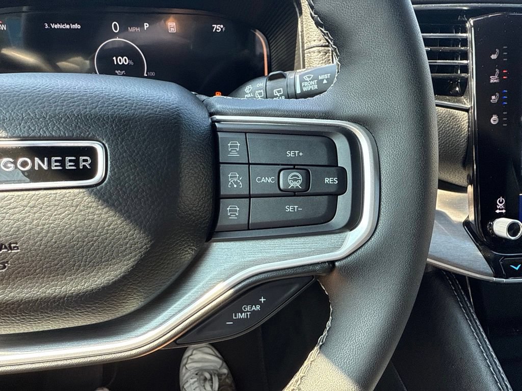 Used 2026 Jeep Grand Wagoneer Limited AWD/4WD image 24