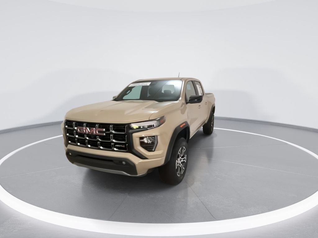 Used 2024 GMC Canyon AT4 w/ Technology Package AWD/4WD image 4