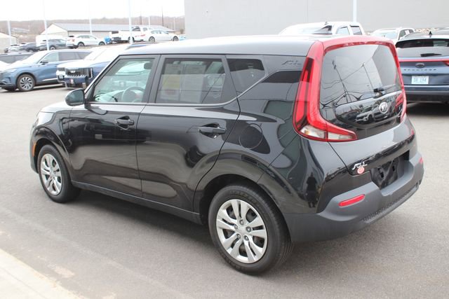 Used 2021 Kia Soul LX image 23