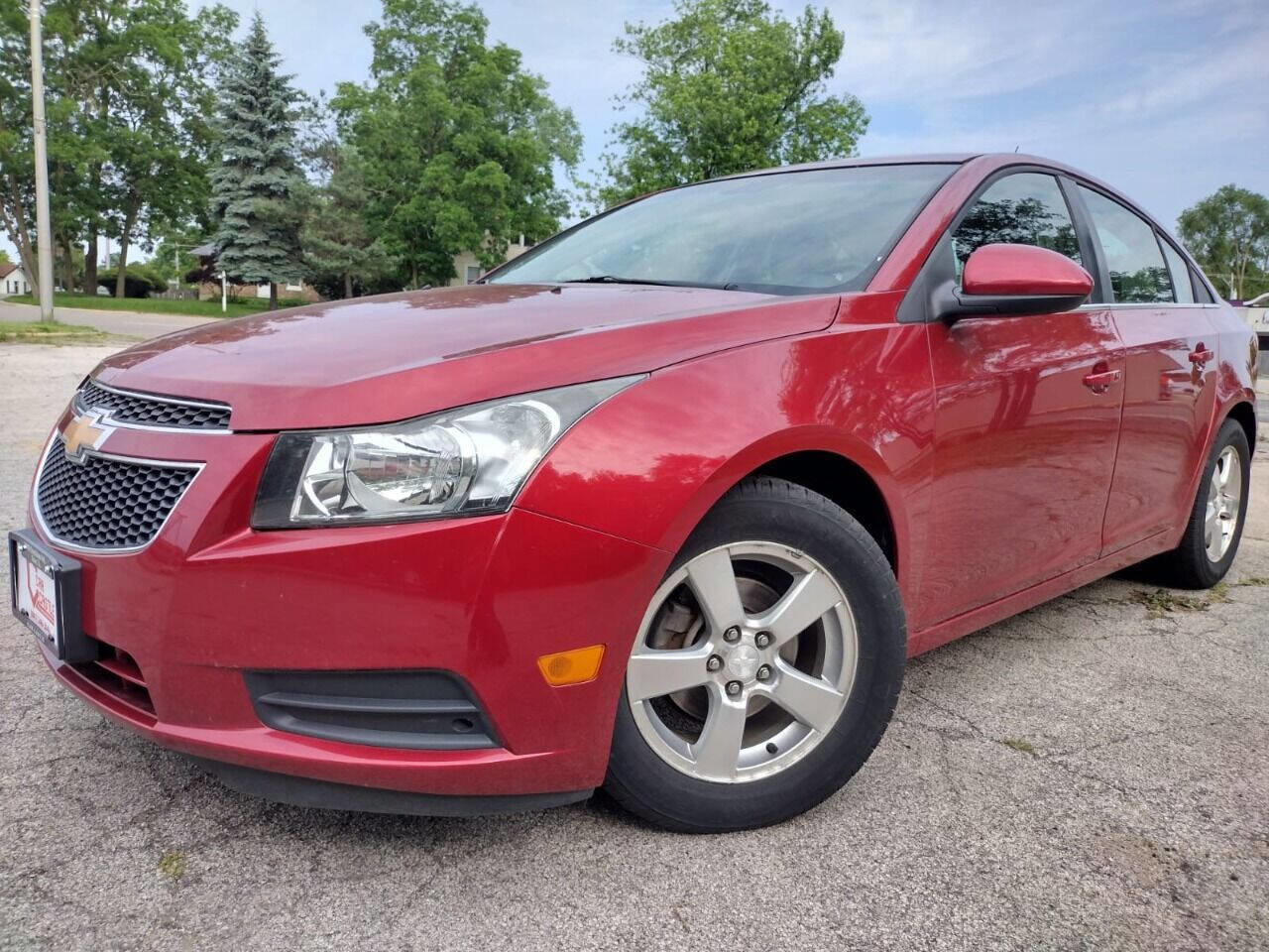 Used 2012 Chevrolet Cruze LT FWD image 1