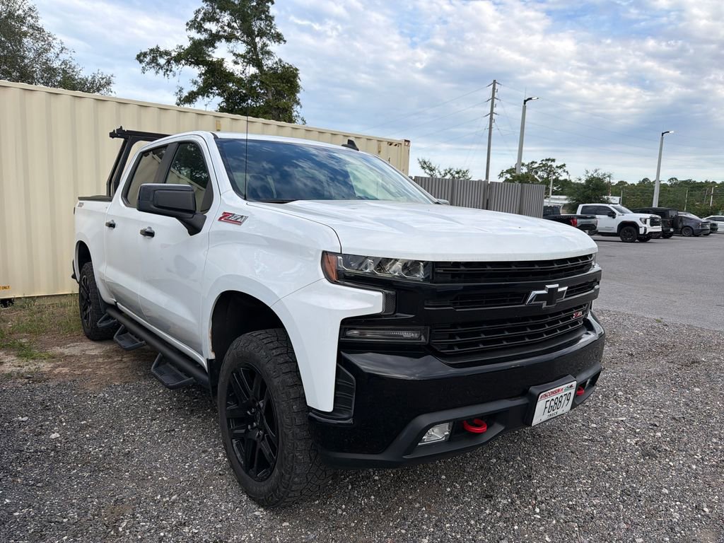 Used 2021 Chevrolet Silverado 1500 LT Trail Boss w/ Convenience Package II AWD/4WD image 3