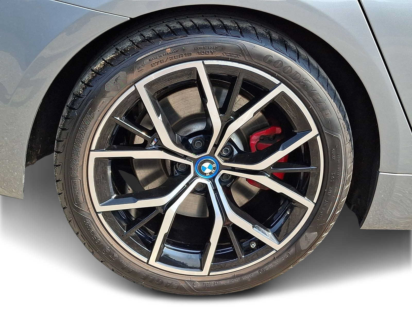 Used 2023 BMW 530e xDrive w/ Premium Package AWD/4WD image 7