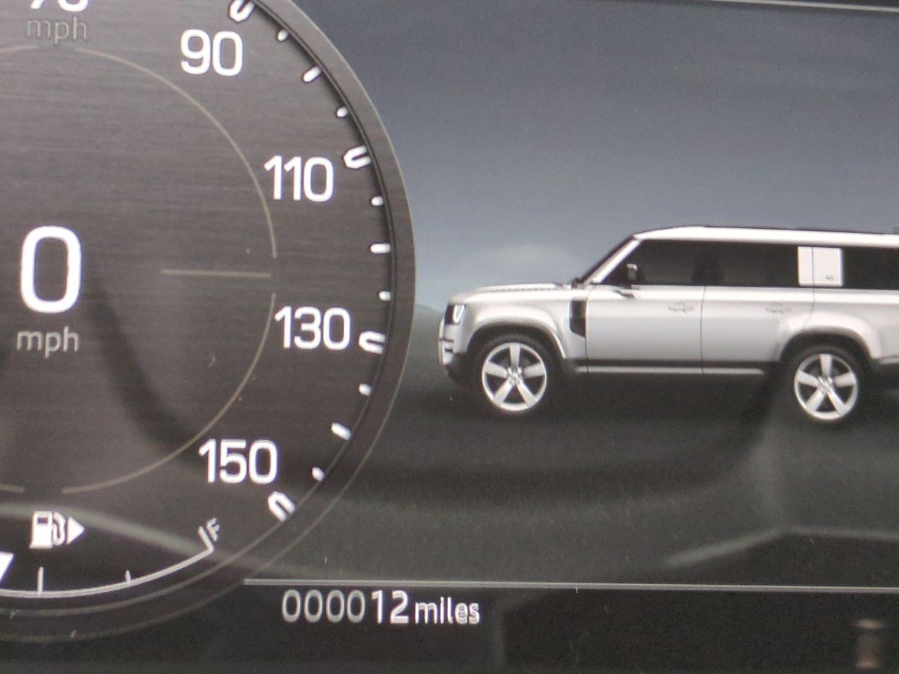 New 2025 Land Rover Defender 130 X-Dynamic SE image 14