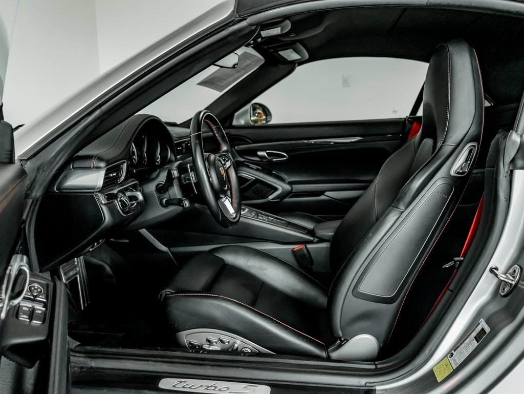 Used 2019 Porsche 911 Turbo S image 5