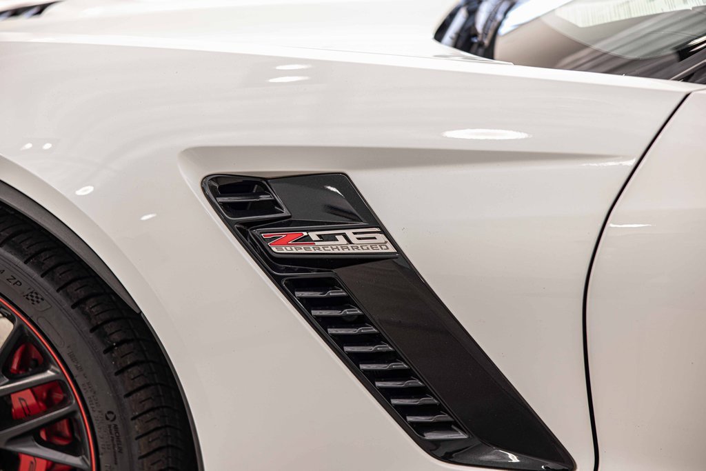 Used 2019 Chevrolet Corvette Z06 w/ Battery Protection Package image 5