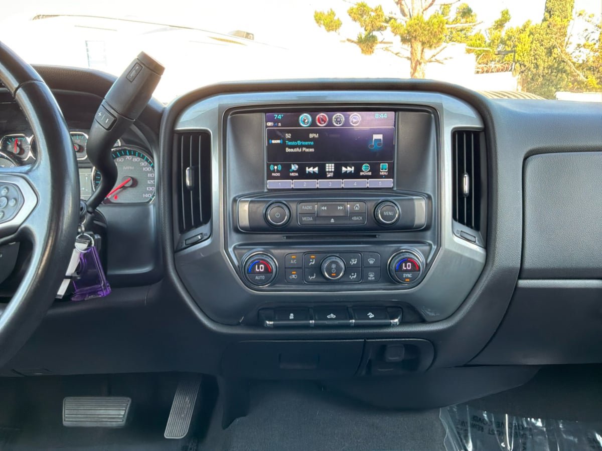 Used 2019 Chevrolet Silverado 2500 LT w/ LT Convenience Package AWD/4WD image 15