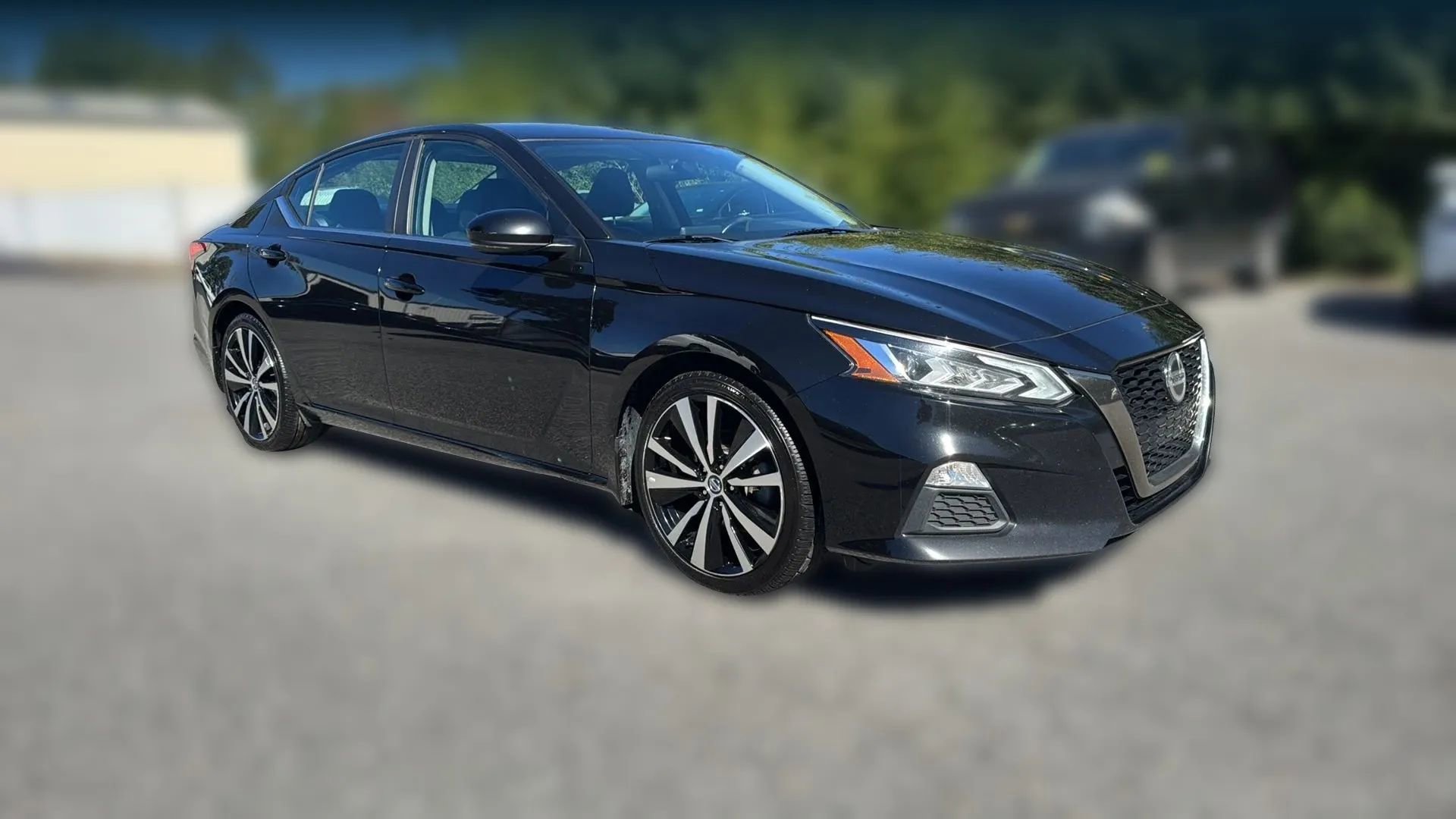 Used 2019 Nissan Altima 2.5 SR w/ SR Premium Package image 3