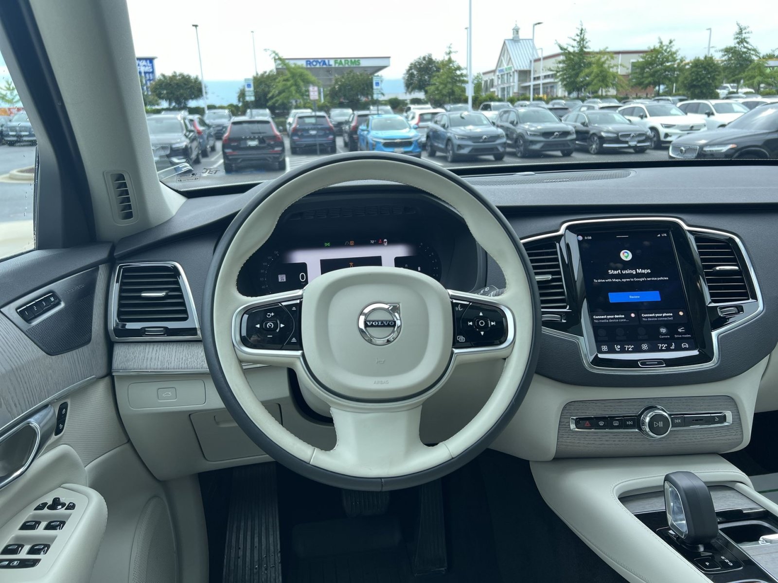 Used 2025 Volvo XC90 B6 Plus w/ Protection Package Premier AWD/4WD image 16