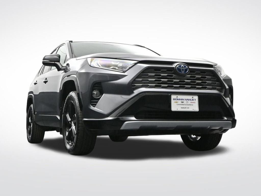 Used 2019 Toyota RAV4 XSE w/ Carpet Mat Package AWD/4WD image 31