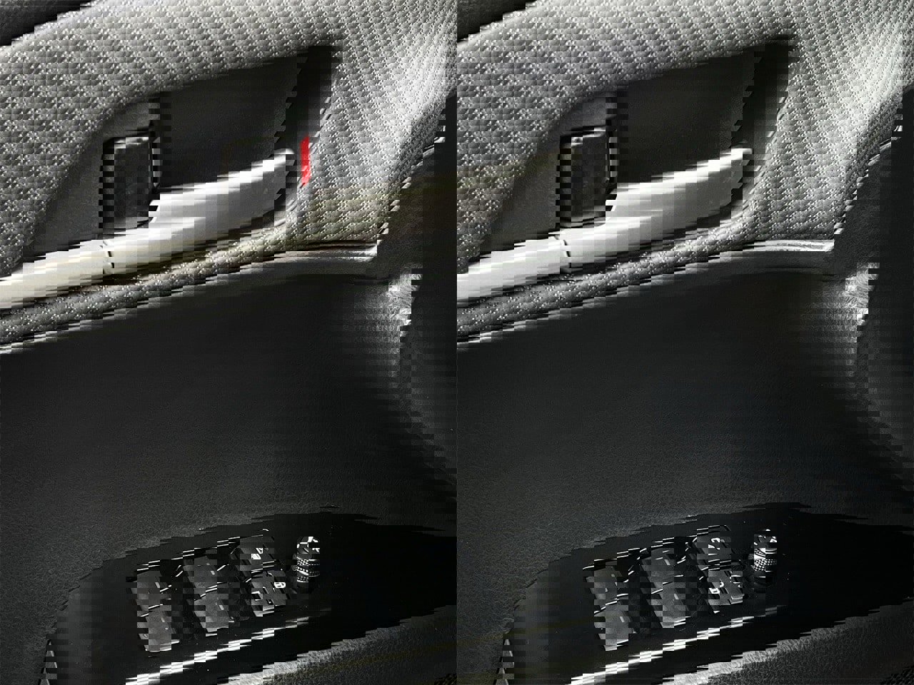 Used 2025 Toyota Camry SE image 21