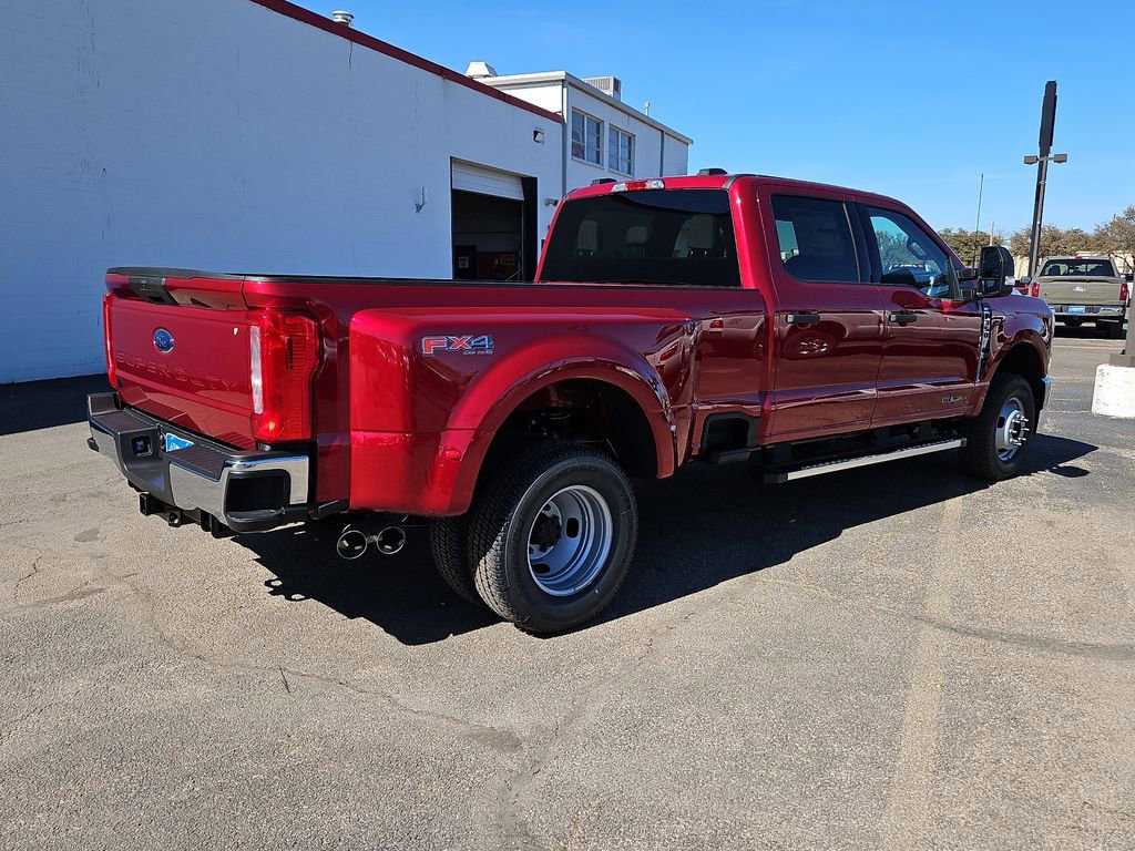 New 2026 Ford F350 XLT w/ FX4 Off-Road Package AWD/4WD image 13