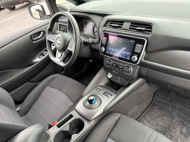 Certified 2025 Nissan Leaf S FWD image 28