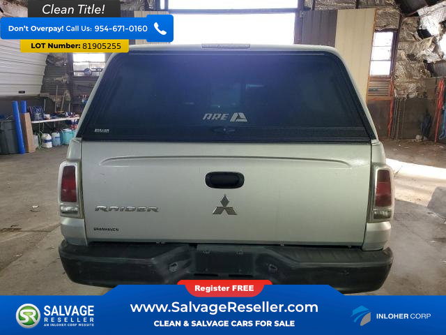 Used 2006 Mitsubishi Raider LS image 8