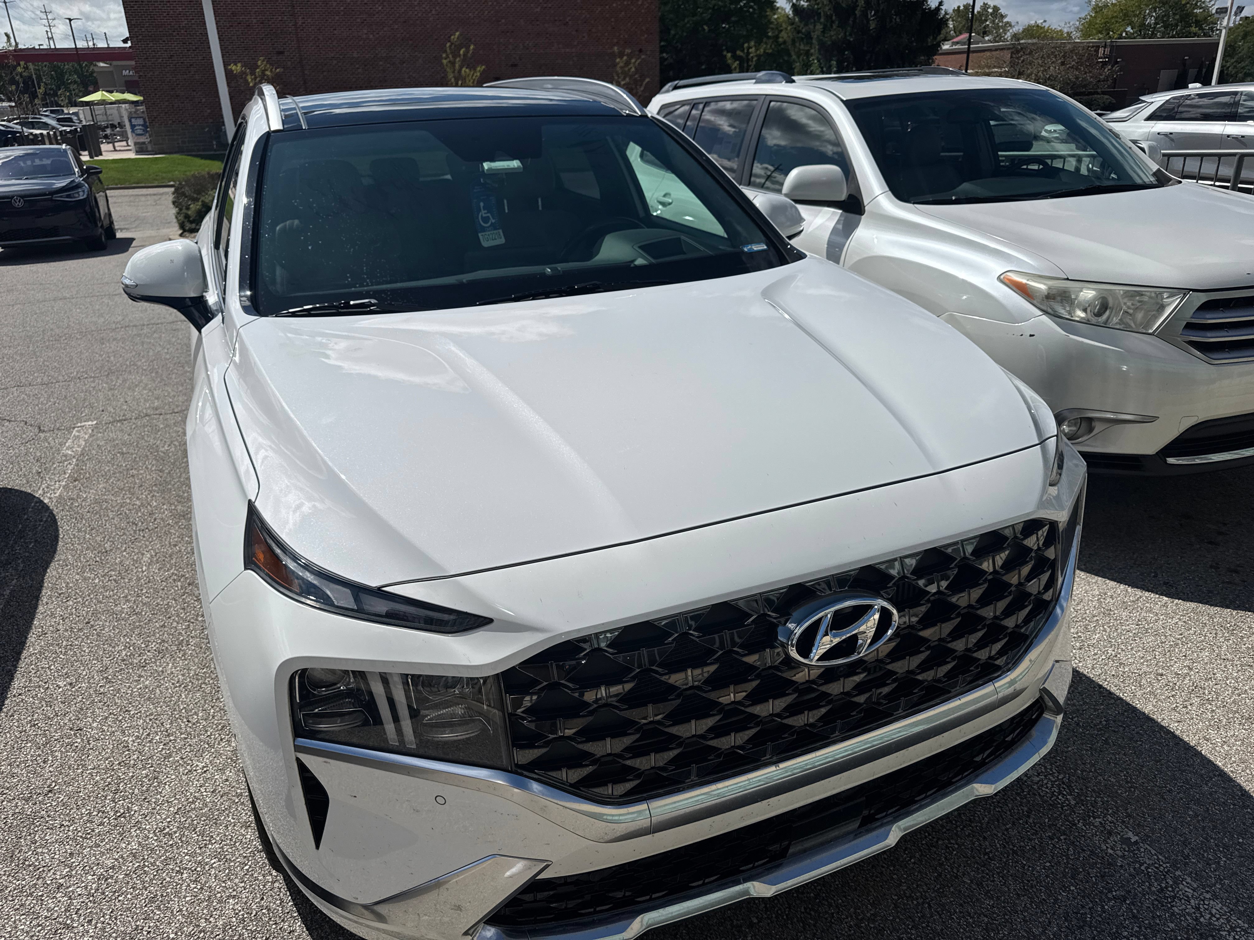 Used 2023 Hyundai Santa Fe Calligraphy AWD/4WD video 3