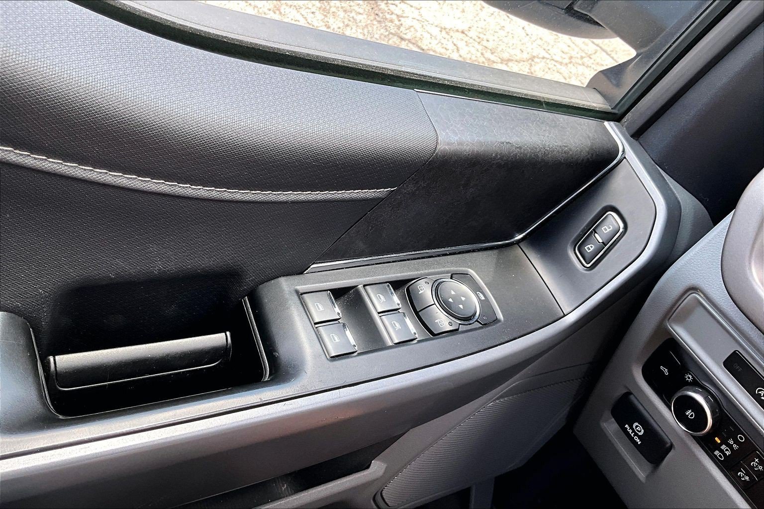 Used 2025 Ford F150 XLT w/ Equipment Group 301A Standard AWD/4WD image 33