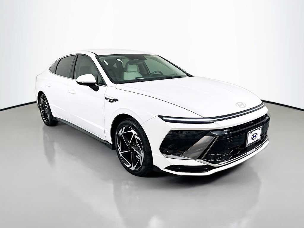 New 2026 Hyundai Sonata SEL FWD image 3