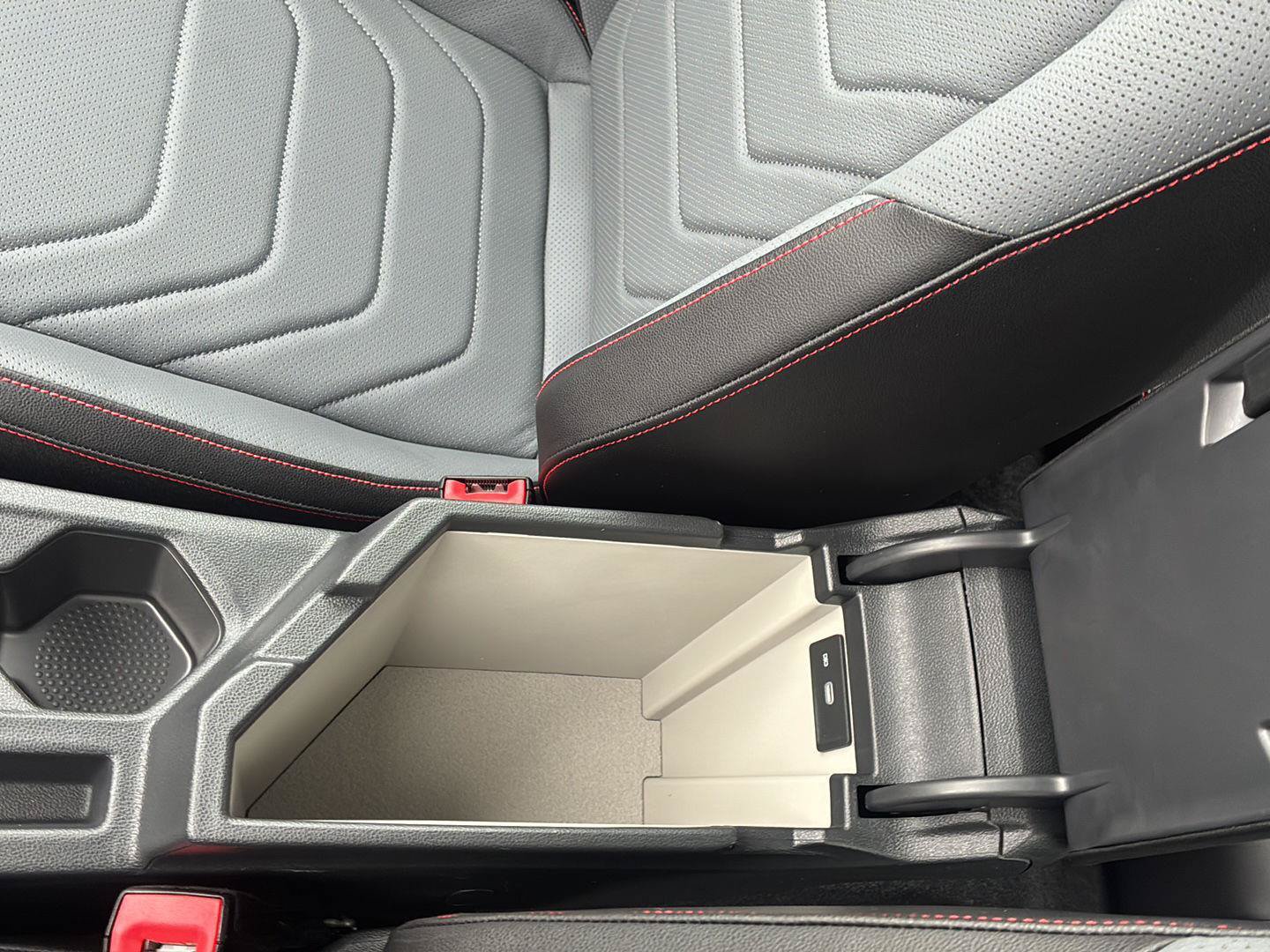 New 2026 Volkswagen Jetta GLI Autobahn FWD image 37