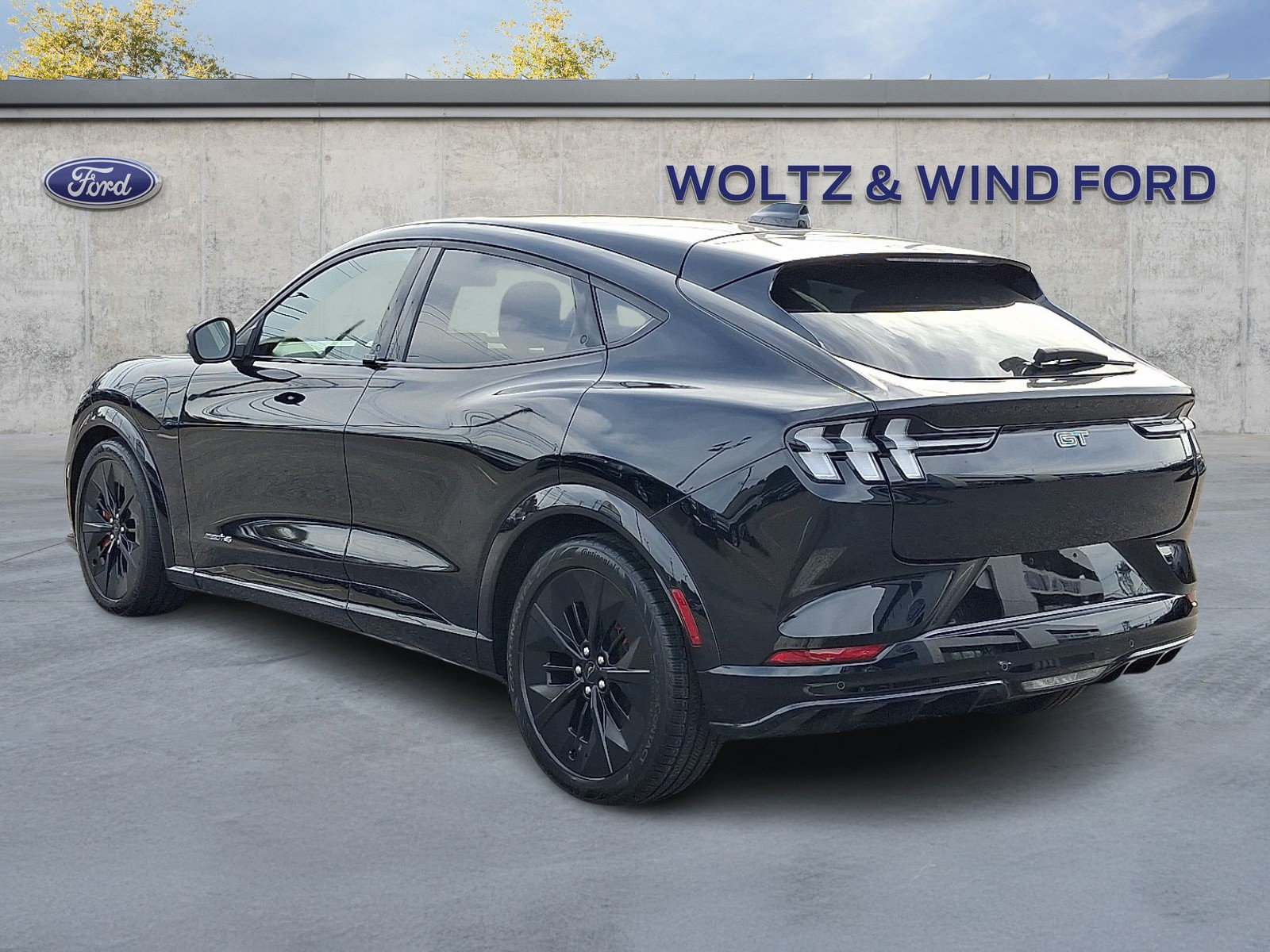Used 2025 Ford Mustang Mach-E GT AWD/4WD image 4