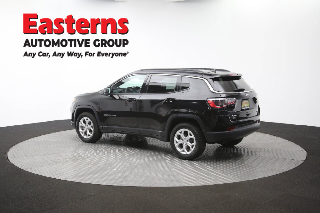 Used 2024 Jeep Compass Latitude AWD/4WD image 64