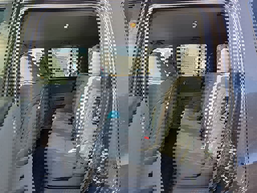 Used 2015 Honda Pilot LX image 9