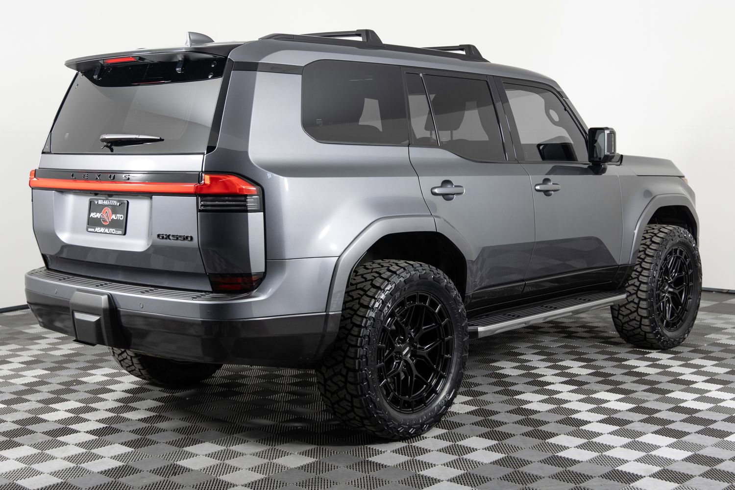 Used 2025 Lexus GX 550 image 8