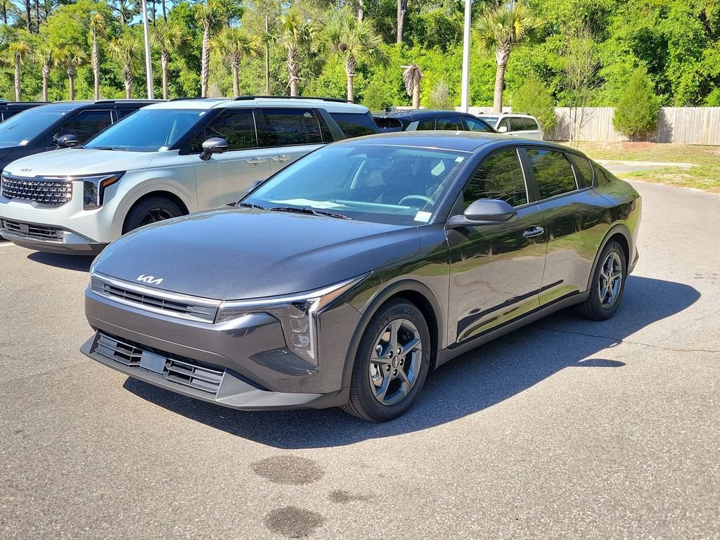 New 2026 Kia K4 FWD image 3