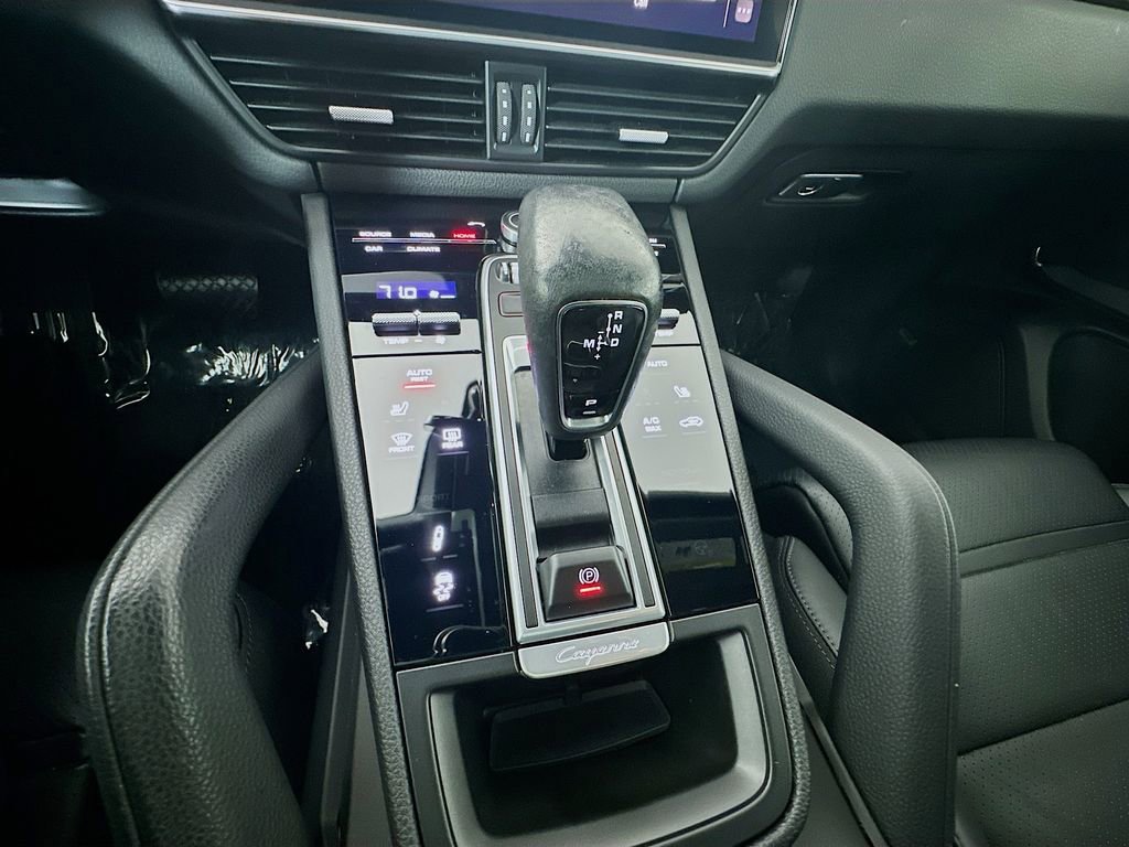 Certified 2022 Porsche Cayenne Coupe image 19