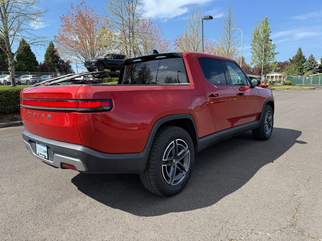 Used 2025 Rivian R1T Adventure image 9
